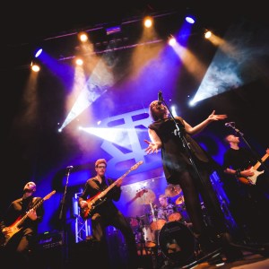 RED RING BAND ROCK BAND LIVE FOTO